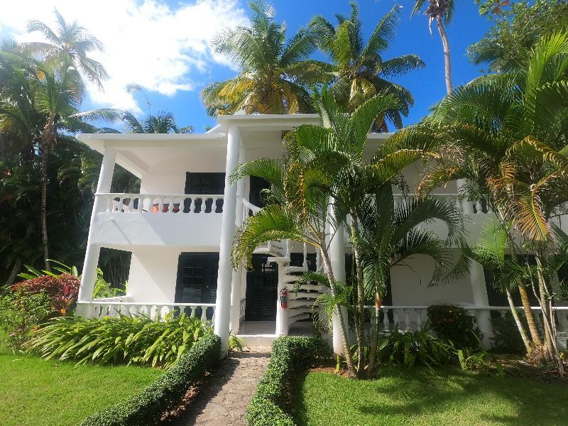 Hotel Bahia Punta Bonita Лас Терренас Экстерьер фото